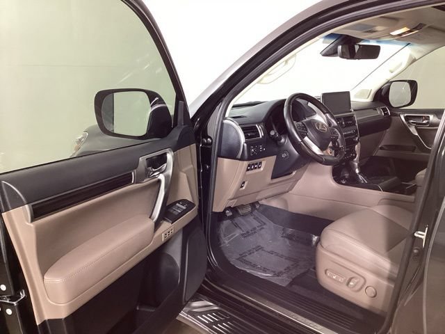 Certified 2023 Lexus GX 460 Premium AWD/4WD image 9