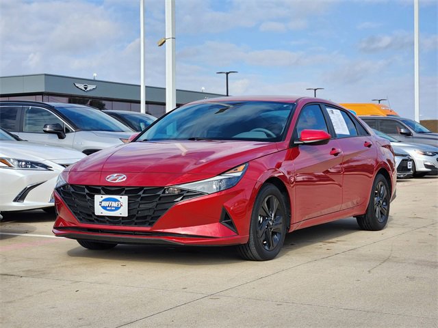 Certified 2023 Hyundai Elantra SEL image 2