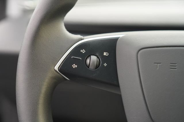 Used 2025 Tesla Model 3 Long Range RWD image 23