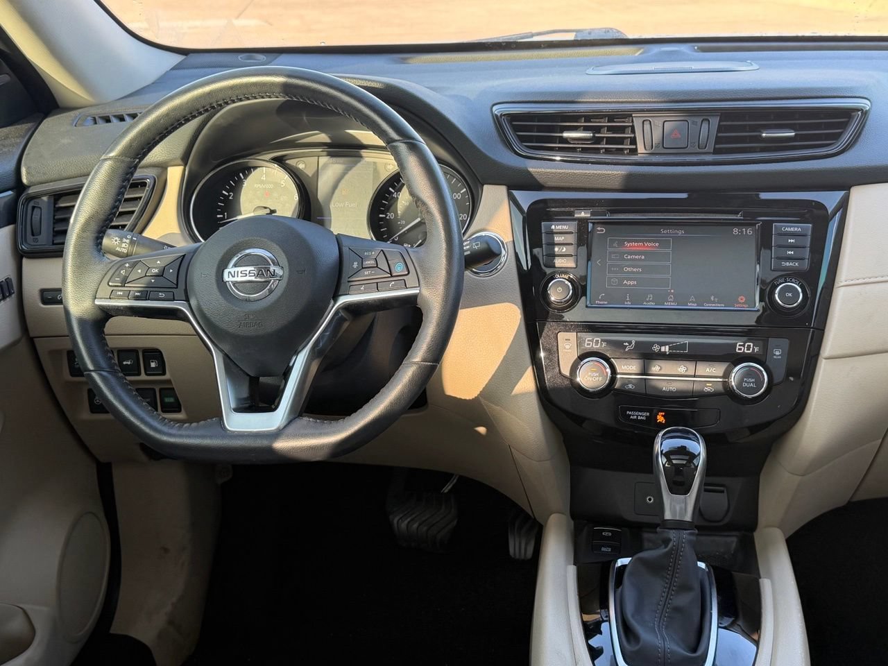 Used 2019 Nissan Rogue SV w/ Sun & Sound Touring Package FWD image 11