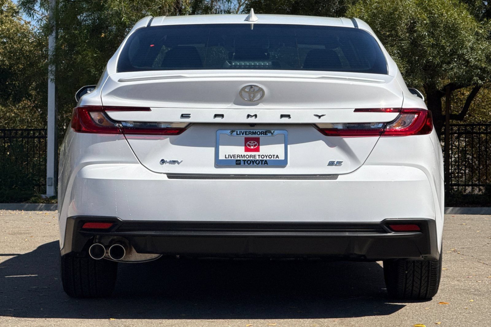 New 2025 Toyota Camry SE w/ Convenience Package FWD image 5
