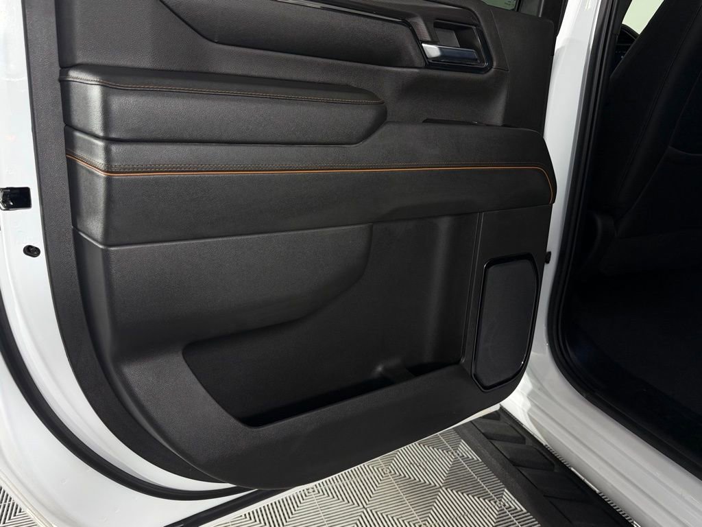 Used 2024 GMC Sierra 2500 AT4 w/ AT4 Premium Plus Package AWD/4WD image 30