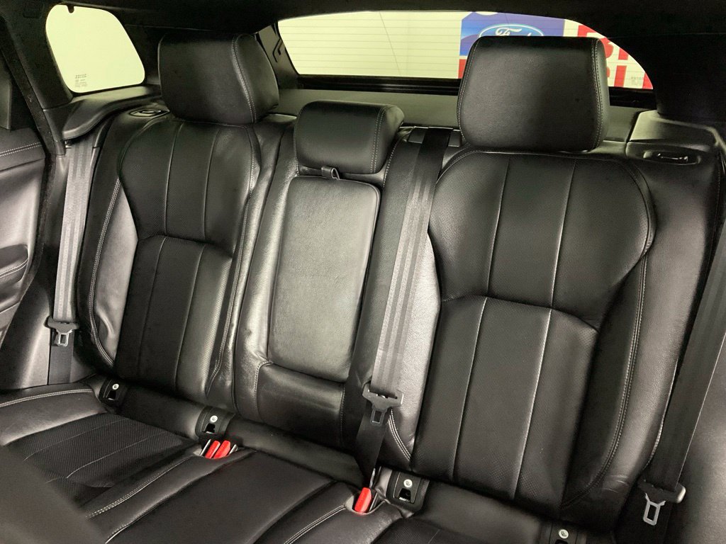 Used 2019 Land Rover Range Rover Evoque SE Premium AWD/4WD image 16