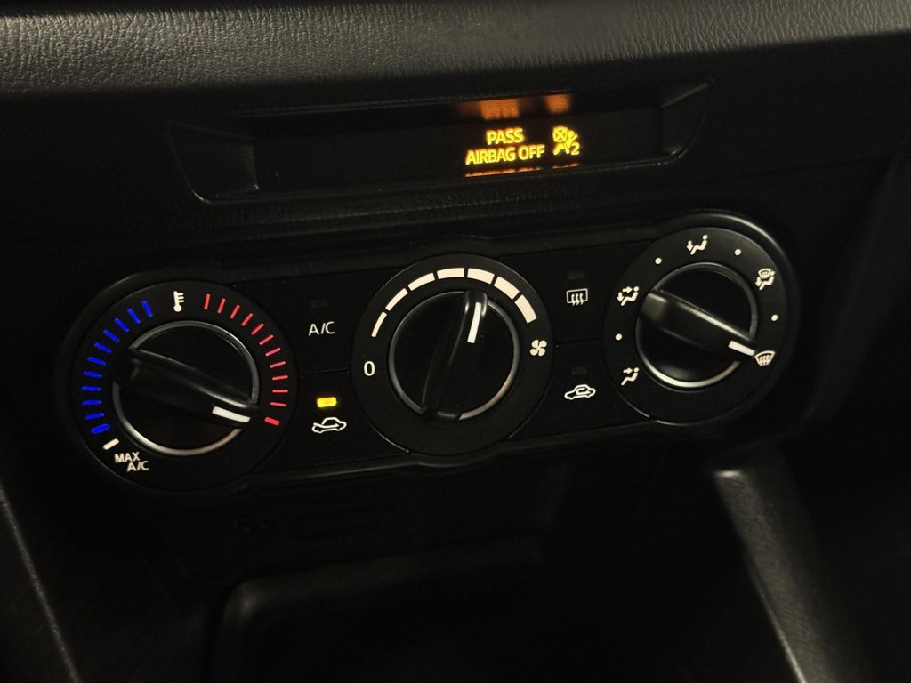 Used 2015 MAZDA MAZDA3 i Touring image 26