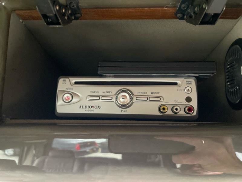 Used 2004 GMC Safari Conversion image 36