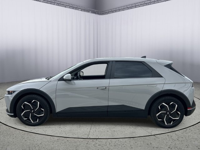 Used 2024 Hyundai Ioniq 5 SEL RWD image 3