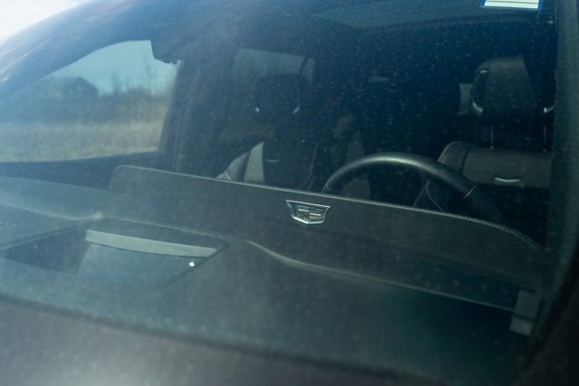 Used 2024 Cadillac Escalade Premium Luxury w/ Performance Package image 73