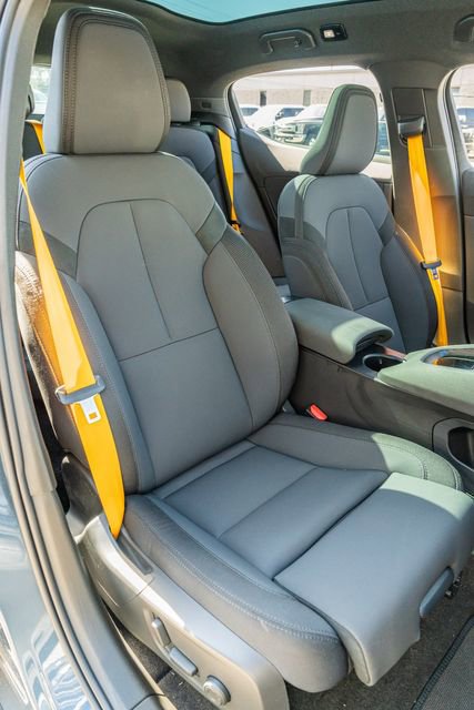 Used 2022 Polestar Polestar 2 w/ Performance Package image 43