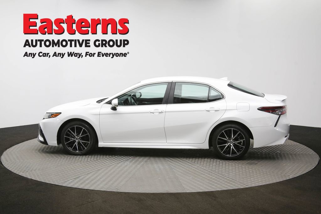 Used 2024 Toyota Camry SE FWD image 60