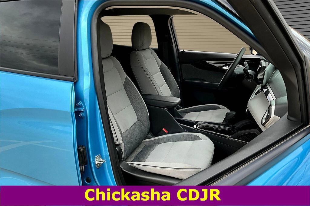 Used 2025 Chevrolet TrailBlazer LT image 28