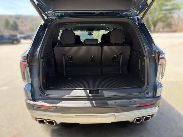 New 2026 Chevrolet Traverse LT w/ Driver Confidence Package FWD image 12