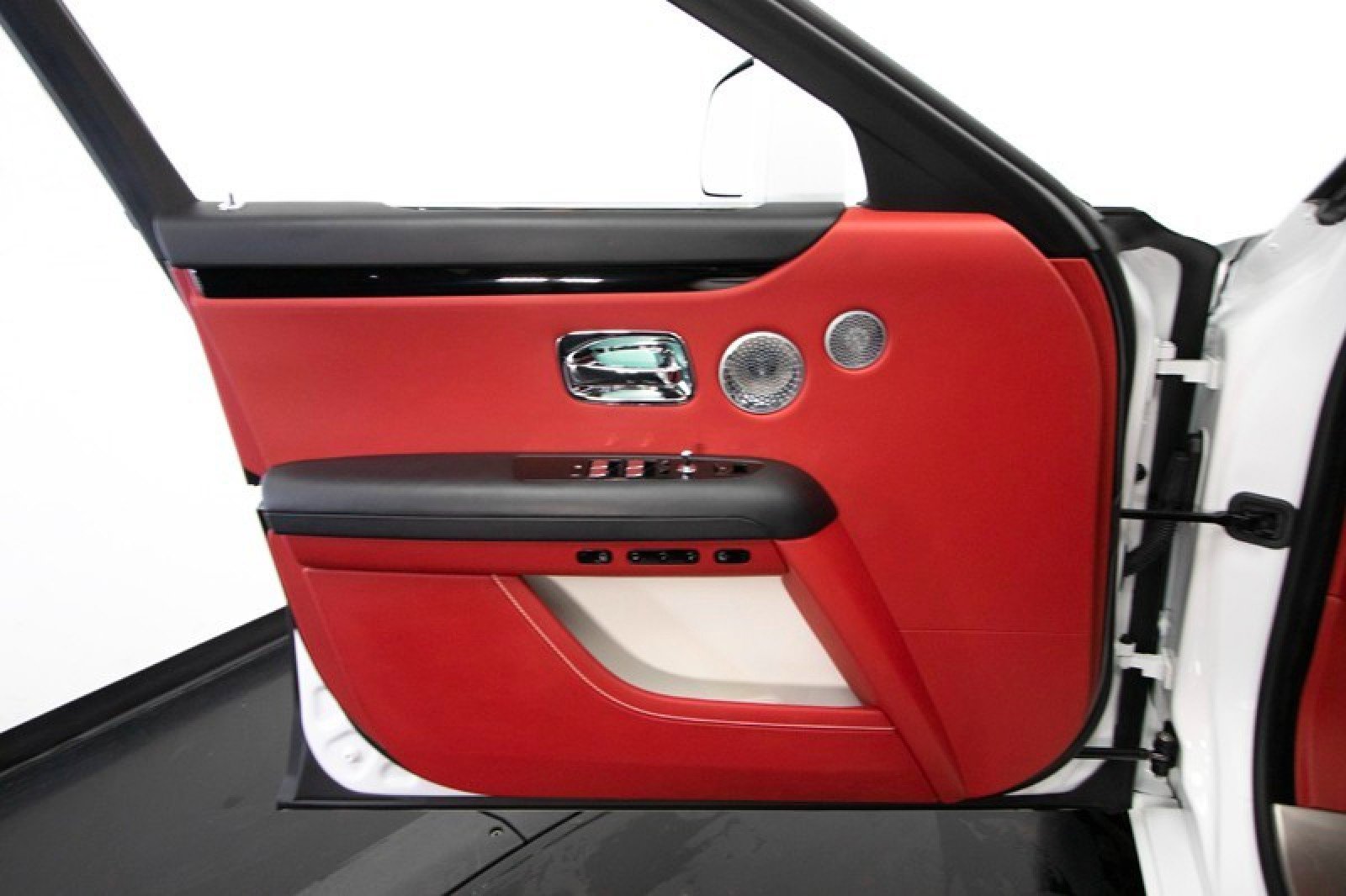 Used 2021 Rolls-Royce Ghost image 41