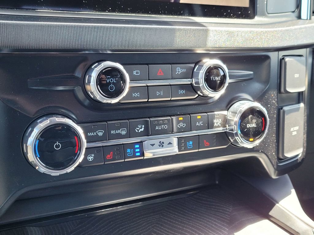 New 2025 Ford F350 Platinum image 48