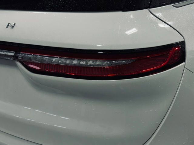 Used 2022 Lincoln Corsair AWD w/ Equipment Group 101A image 7