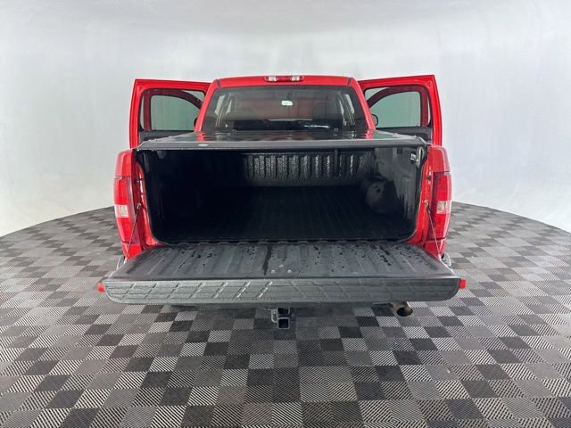 Used 2010 Chevrolet Silverado 1500 LT w/ Interior Plus Package AWD/4WD image 18