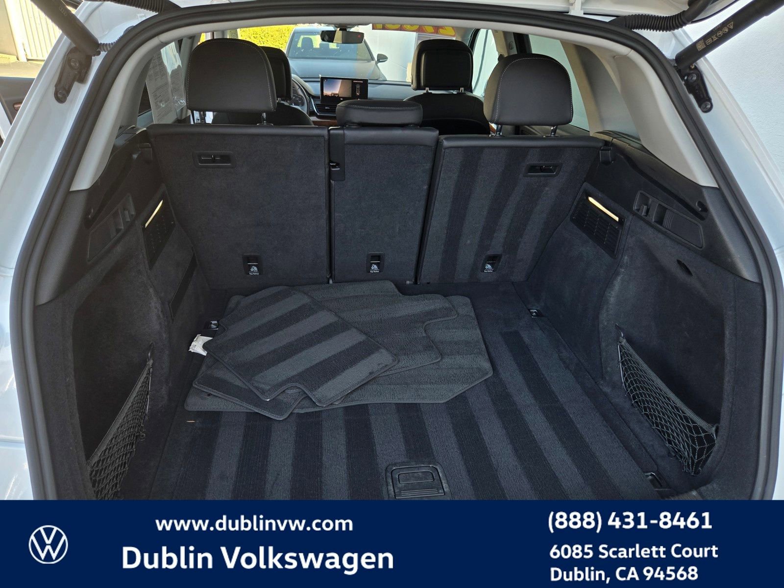 Used 2023 Audi Q5 2.0T Premium w/ Convenience Package AWD/4WD image 26