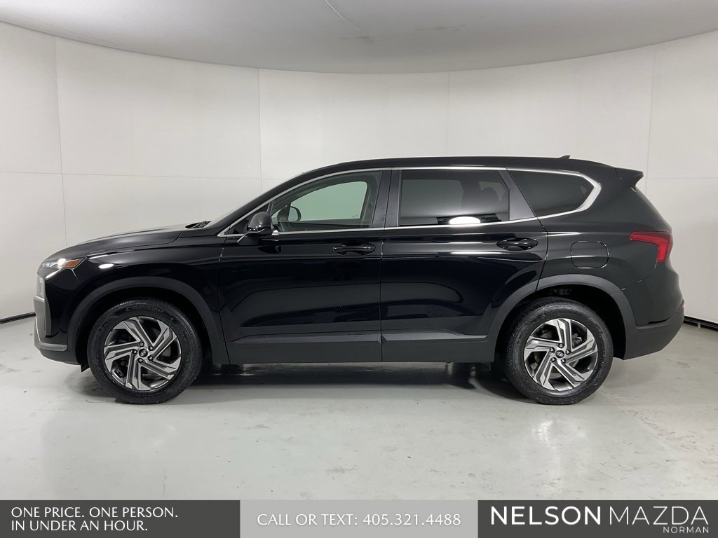 Used 2023 Hyundai Santa Fe SE image 5