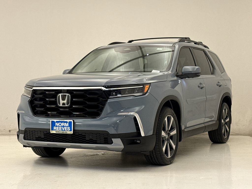 Certified 2025 Honda Pilot Elite image 2