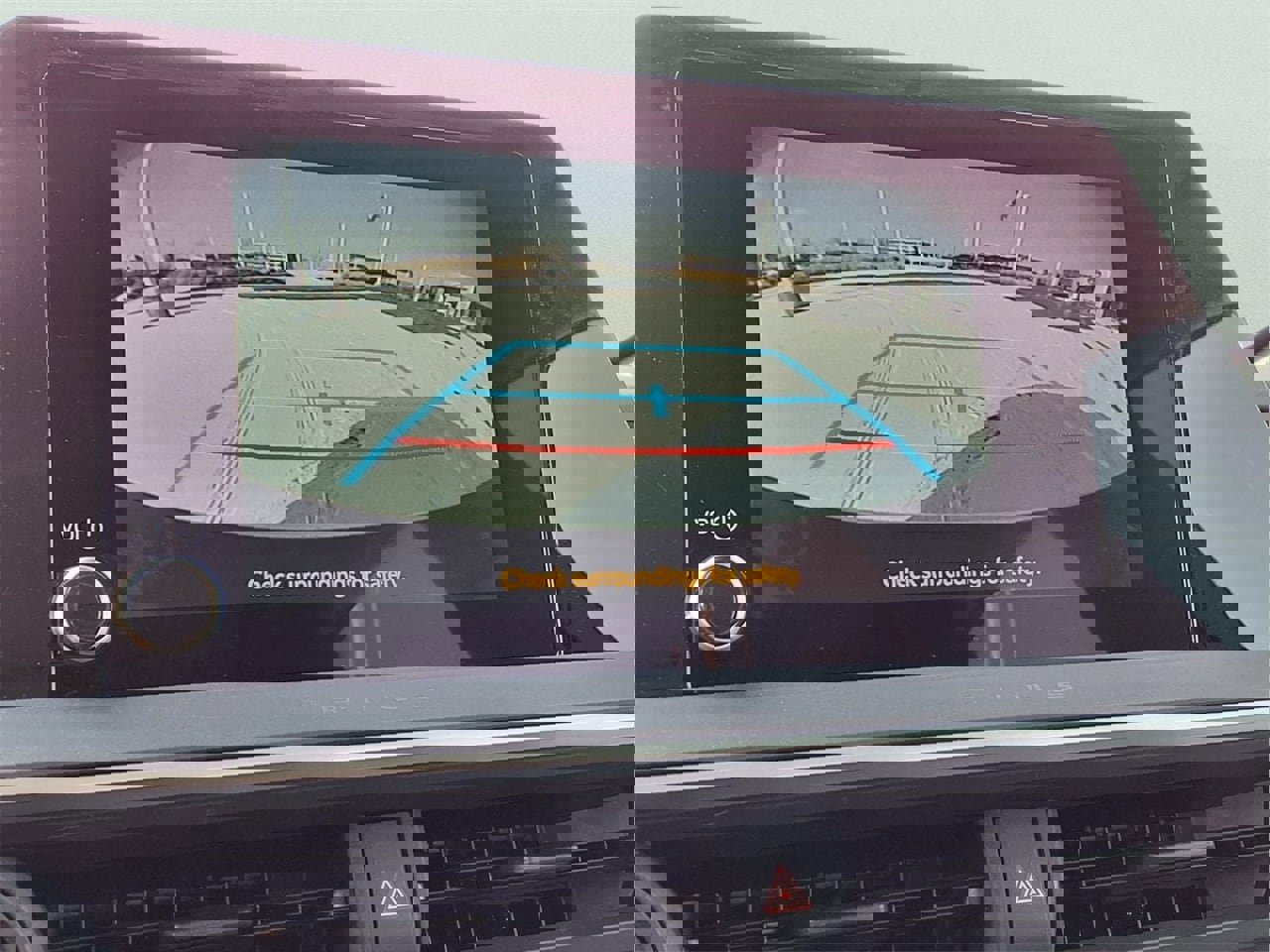 Used 2025 Toyota Prius LE image 18