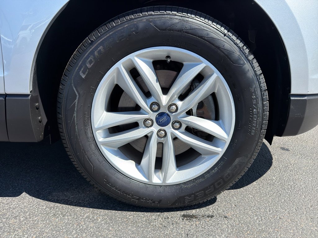 Certified 2017 Ford Edge SEL AWD/4WD image 5