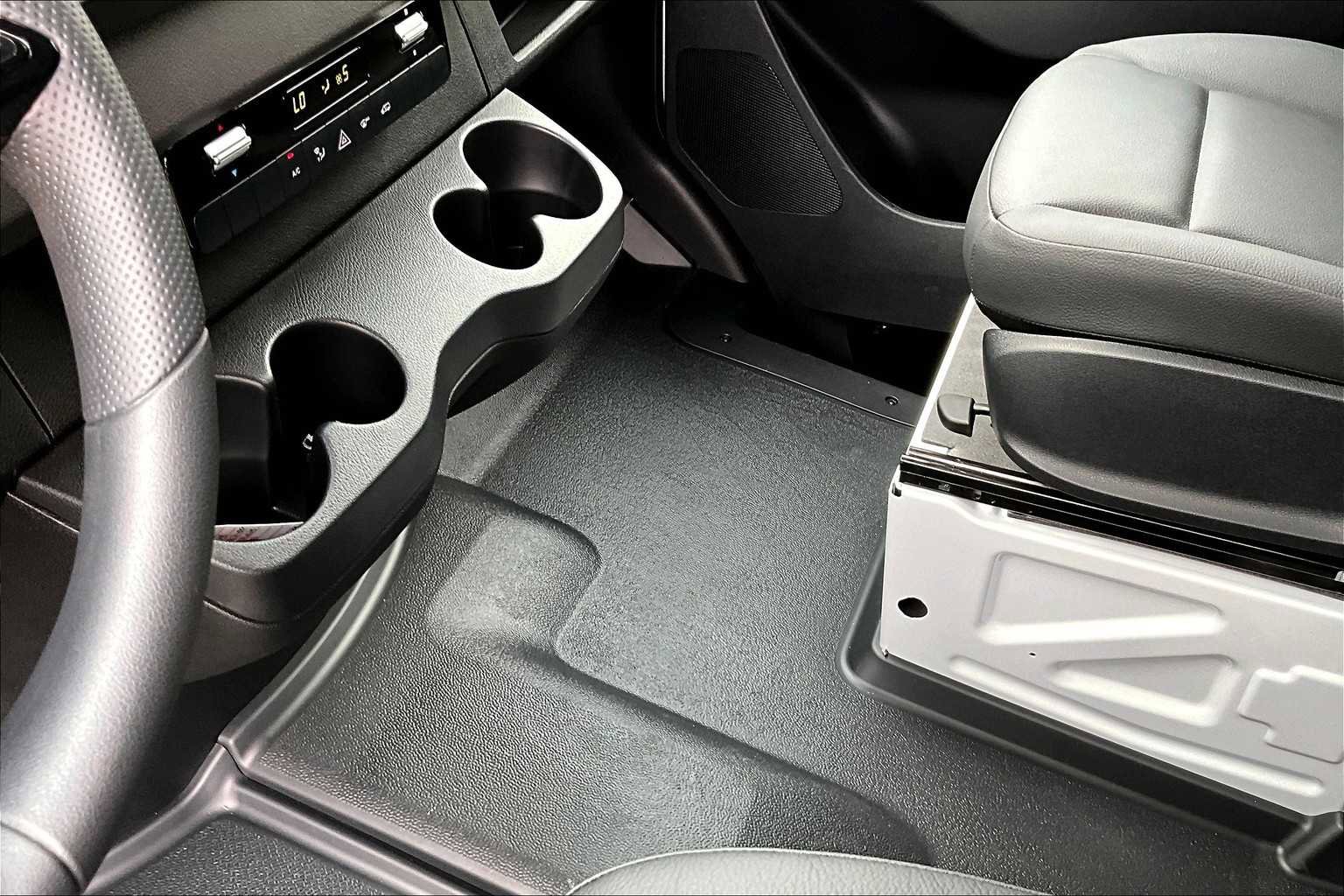 New 2025 Mercedes-Benz Sprinter 2500 image 11