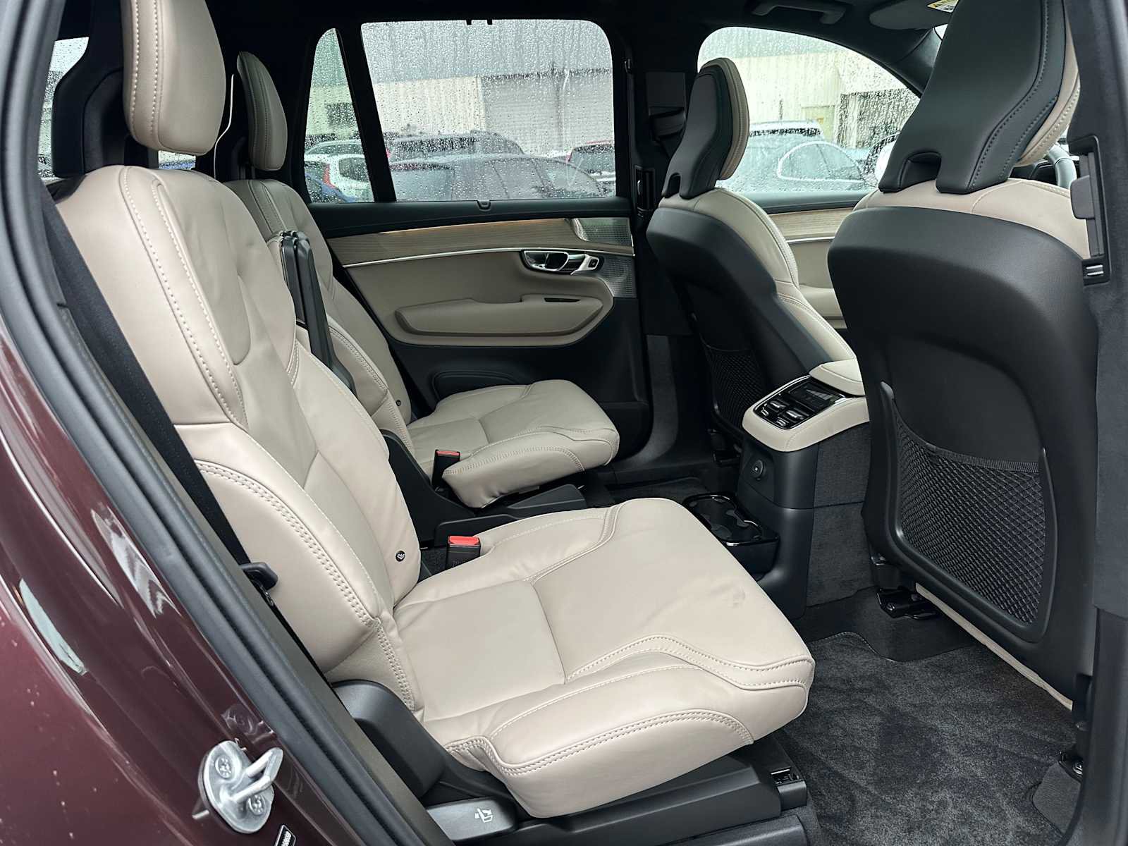 Certified 2025 Volvo XC90 T8 Ultra image 12