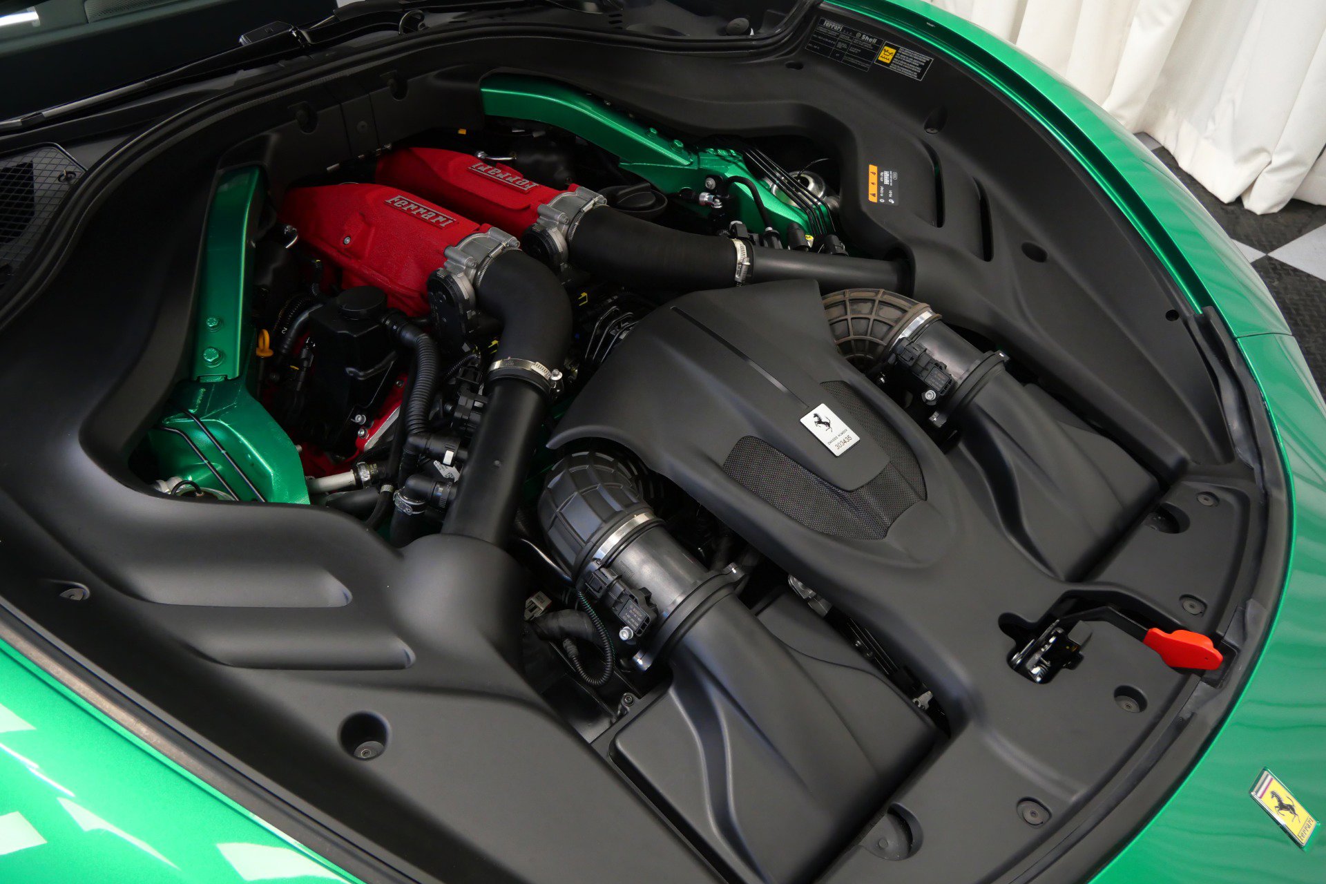 Used 2024 Ferrari Roma Spider image 45