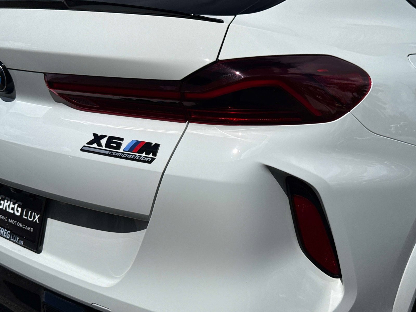 Used 2024 BMW X6 M Competition image 19