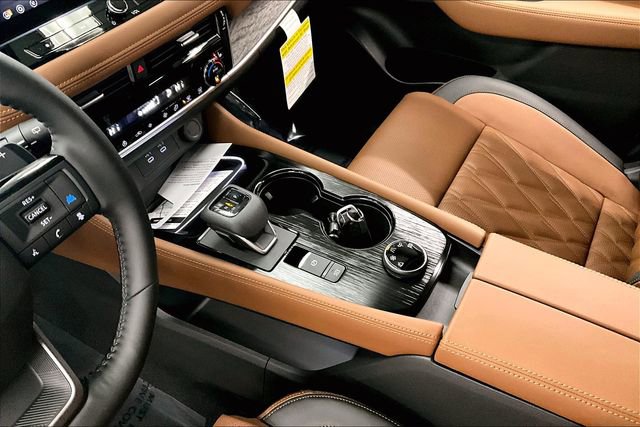 New 2025 Nissan Rogue Platinum image 9