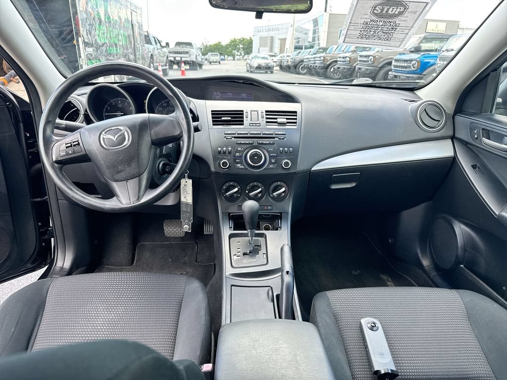 Used 2012 MAZDA MAZDA3 i Sport FWD image 10