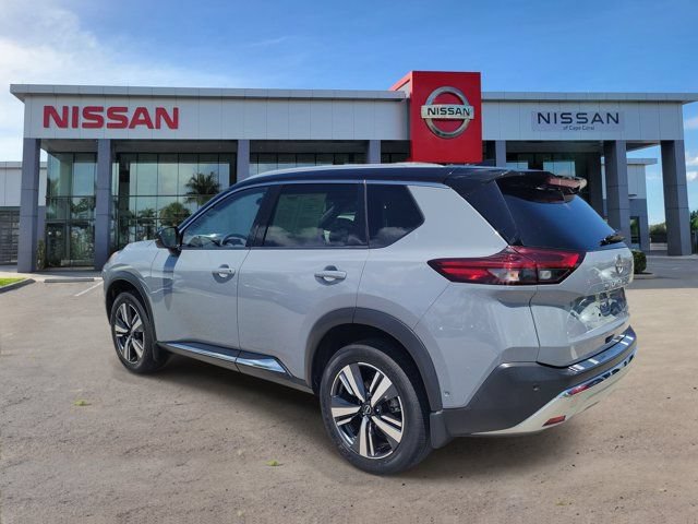 Certified 2023 Nissan Rogue Platinum w/ Platinum Premium Package FWD image 5