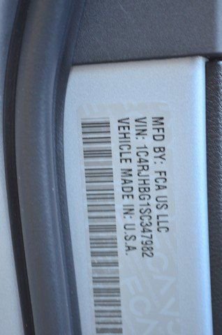 New 2025 Jeep Grand Cherokee Limited w/ Black Appearance Package image 11