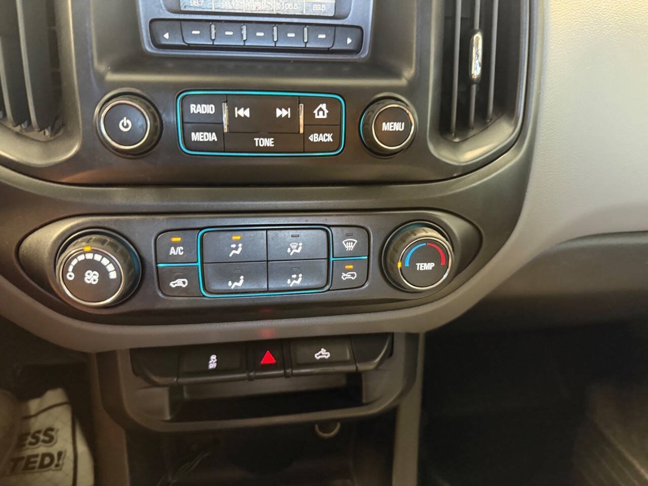 Used 2015 Chevrolet Colorado W/T w/ WT Convenience Package RWD image 12