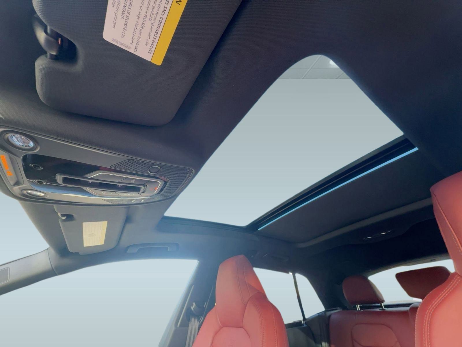 New 2026 Audi SQ8 Premium Plus image 15