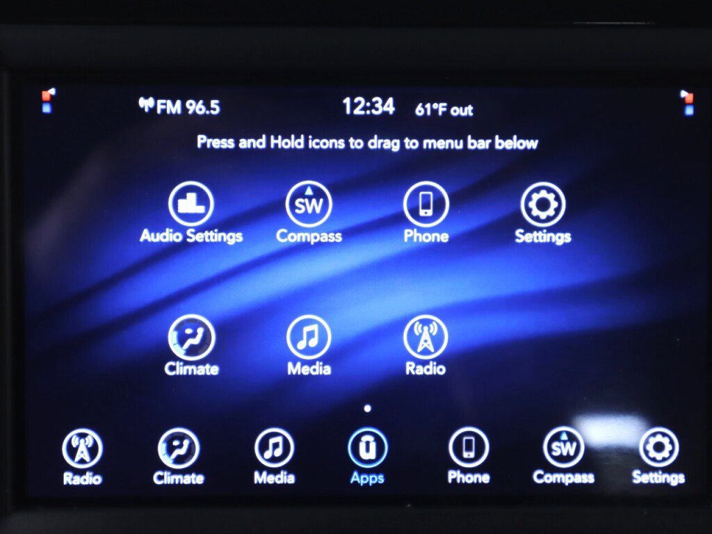 Used 2020 Chrysler Voyager Lxi FWD image 18
