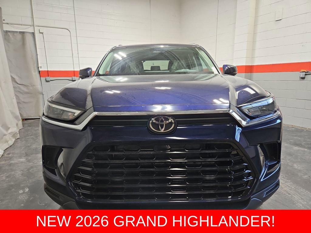 New 2026 Toyota Grand Highlander XLE image 2