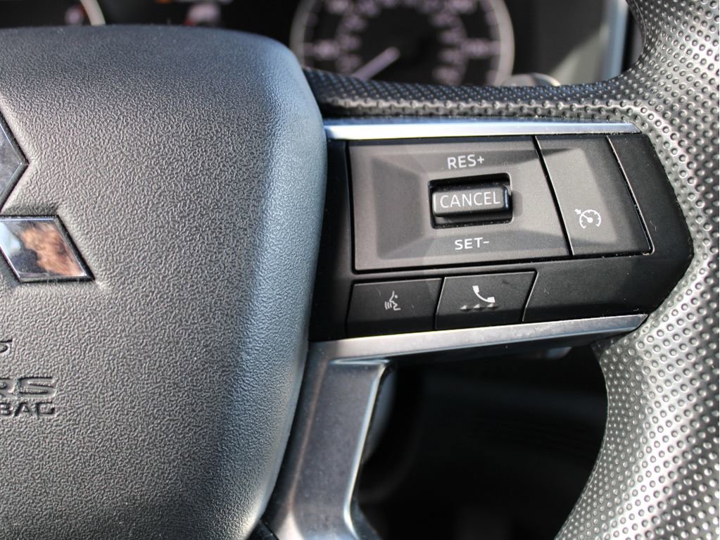 Used 2022 Mitsubishi Outlander ES image 14