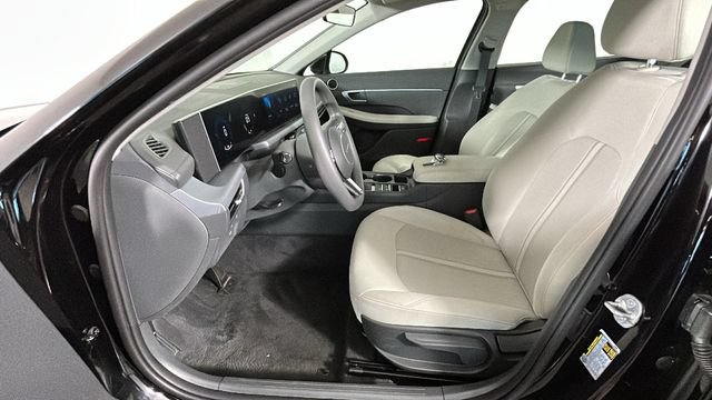 Certified 2026 Hyundai Sonata SE FWD image 11