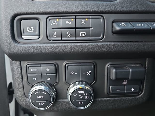 Used 2024 GMC Yukon XL AT4 w/ AT4 Premium Plus Package image 24