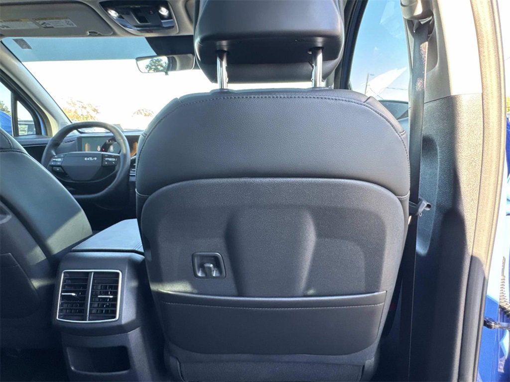 Certified 2026 Kia Sportage EX w/ EX Panorama Roof Package image 22