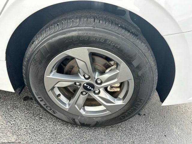 Used 2023 Kia K5 LXS FWD image 49