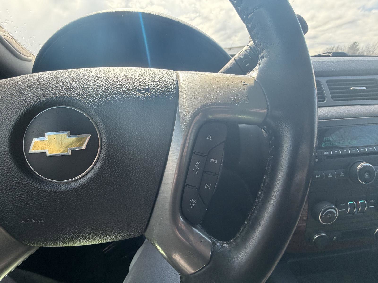 Used 2012 Chevrolet Suburban LS AWD/4WD image 13
