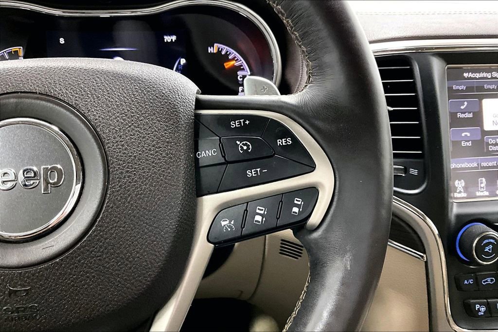 Used 2017 Jeep Grand Cherokee Overland w/ Jeep Active Safety Group image 25