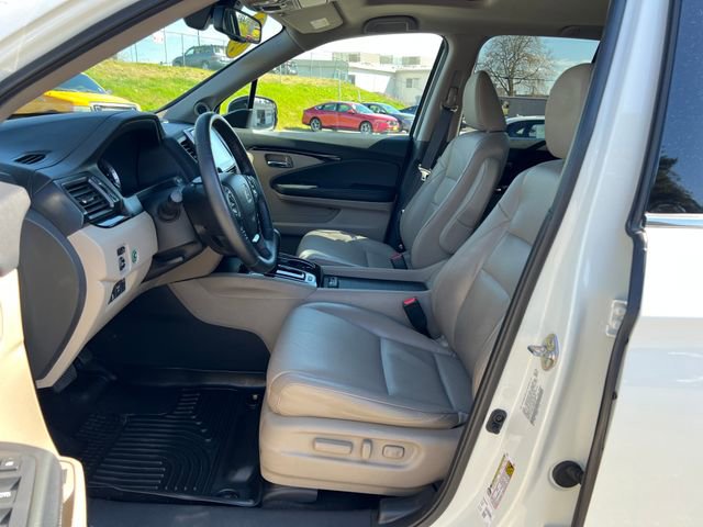 Used 2019 Honda Ridgeline RTL-E image 19