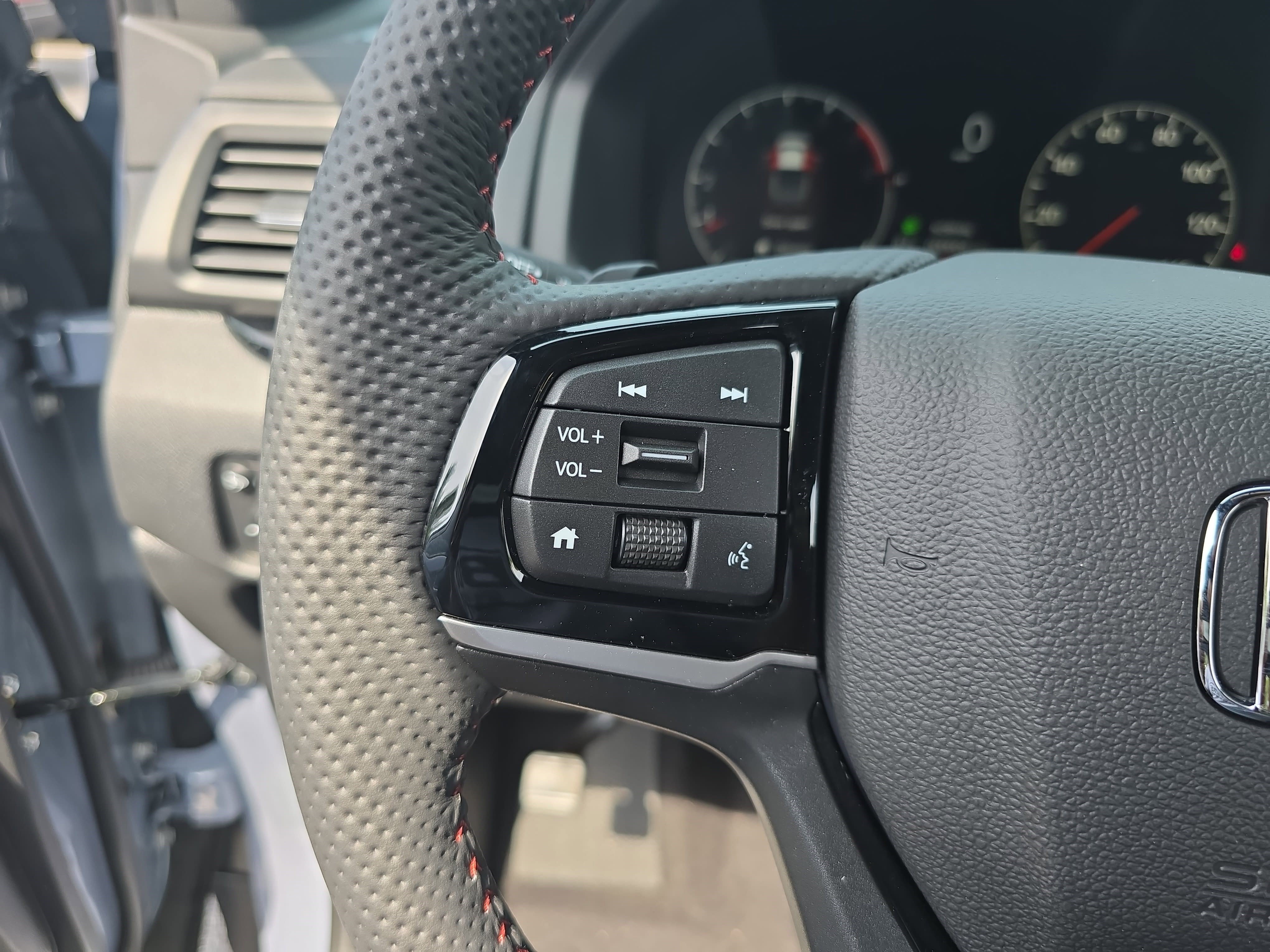 New 2026 Honda Ridgeline Black Edition image 18