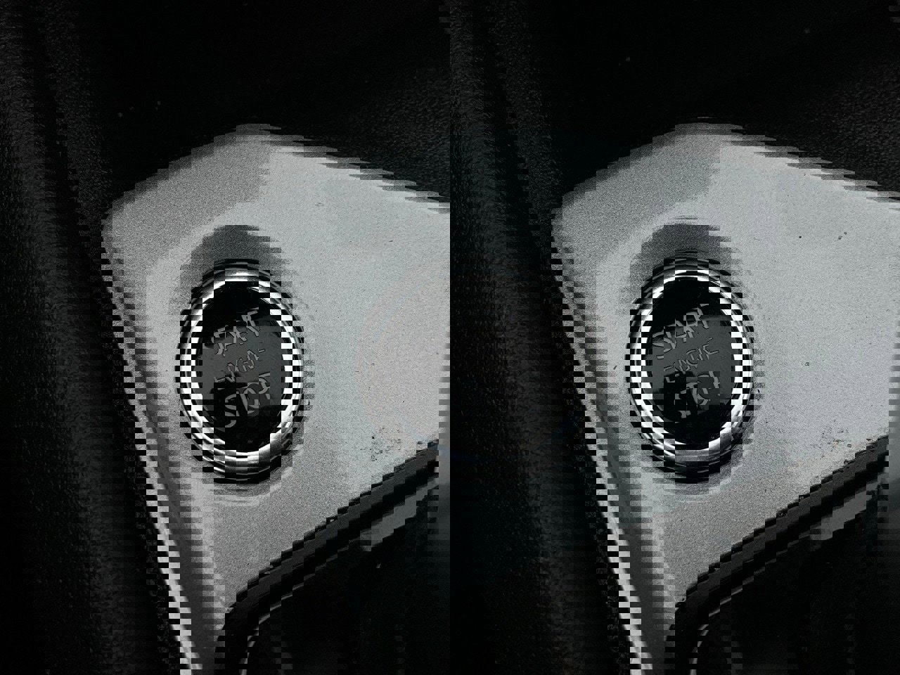 Used 2025 Nissan Altima 2.5 SV image 24