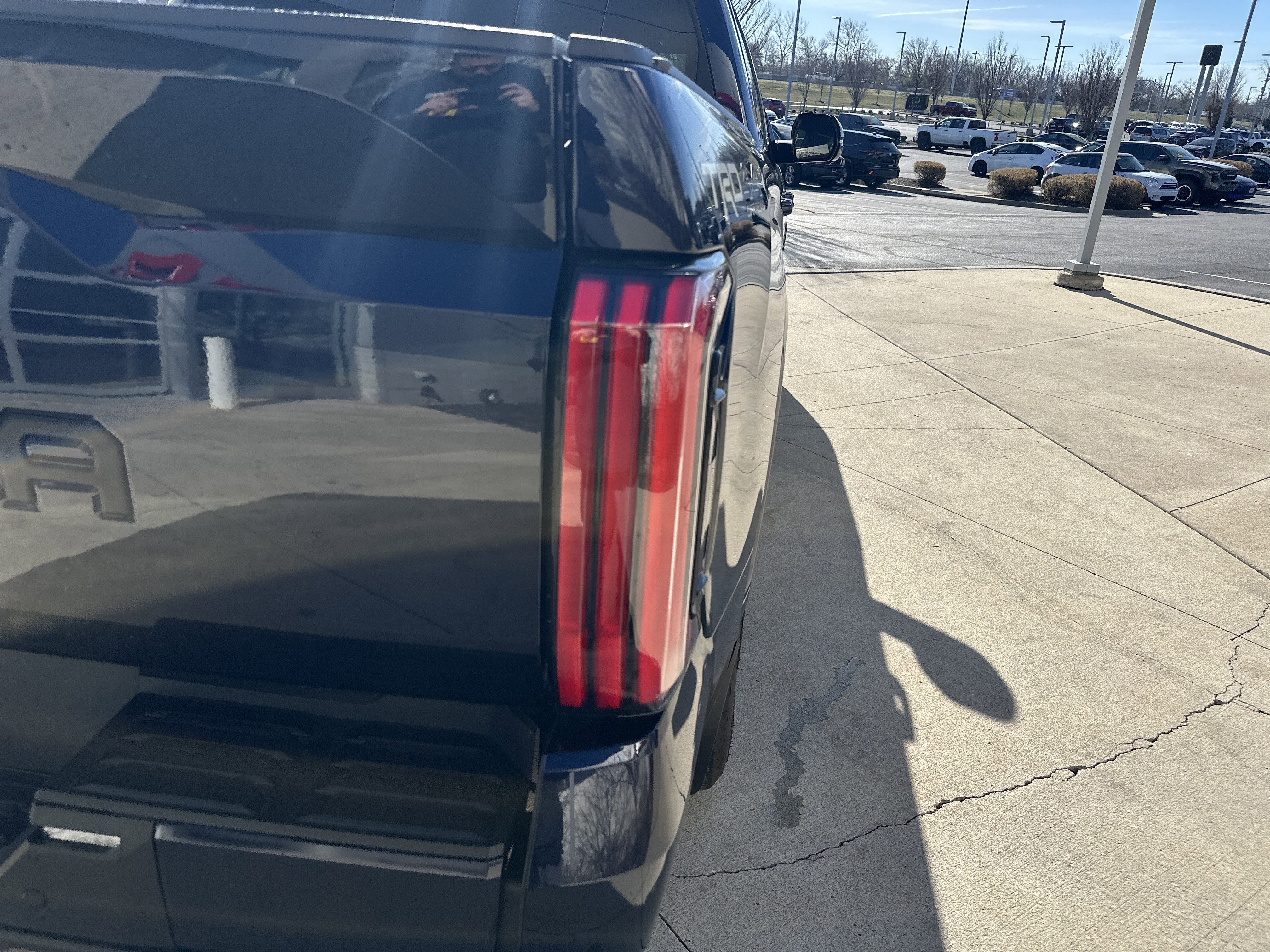 Used 2025 Toyota Tundra Platinum w/ TRD Off-Road Package AWD/4WD image 12