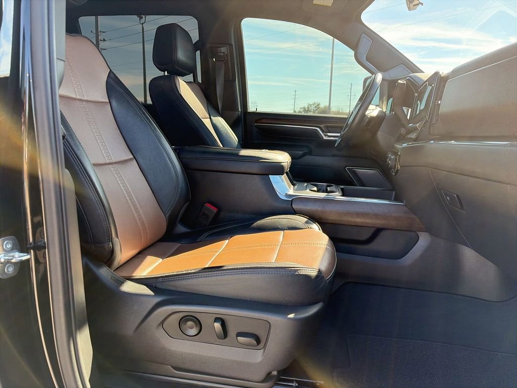 Certified 2024 Chevrolet Silverado 2500 High Country w/ High Country Premium Package image 31