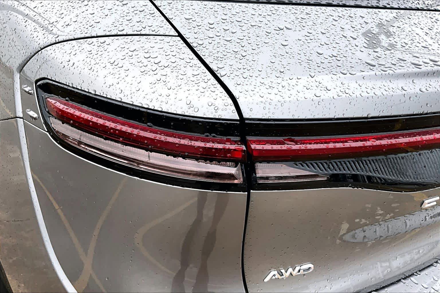 Used 2023 Toyota Crown AWD/4WD image 29