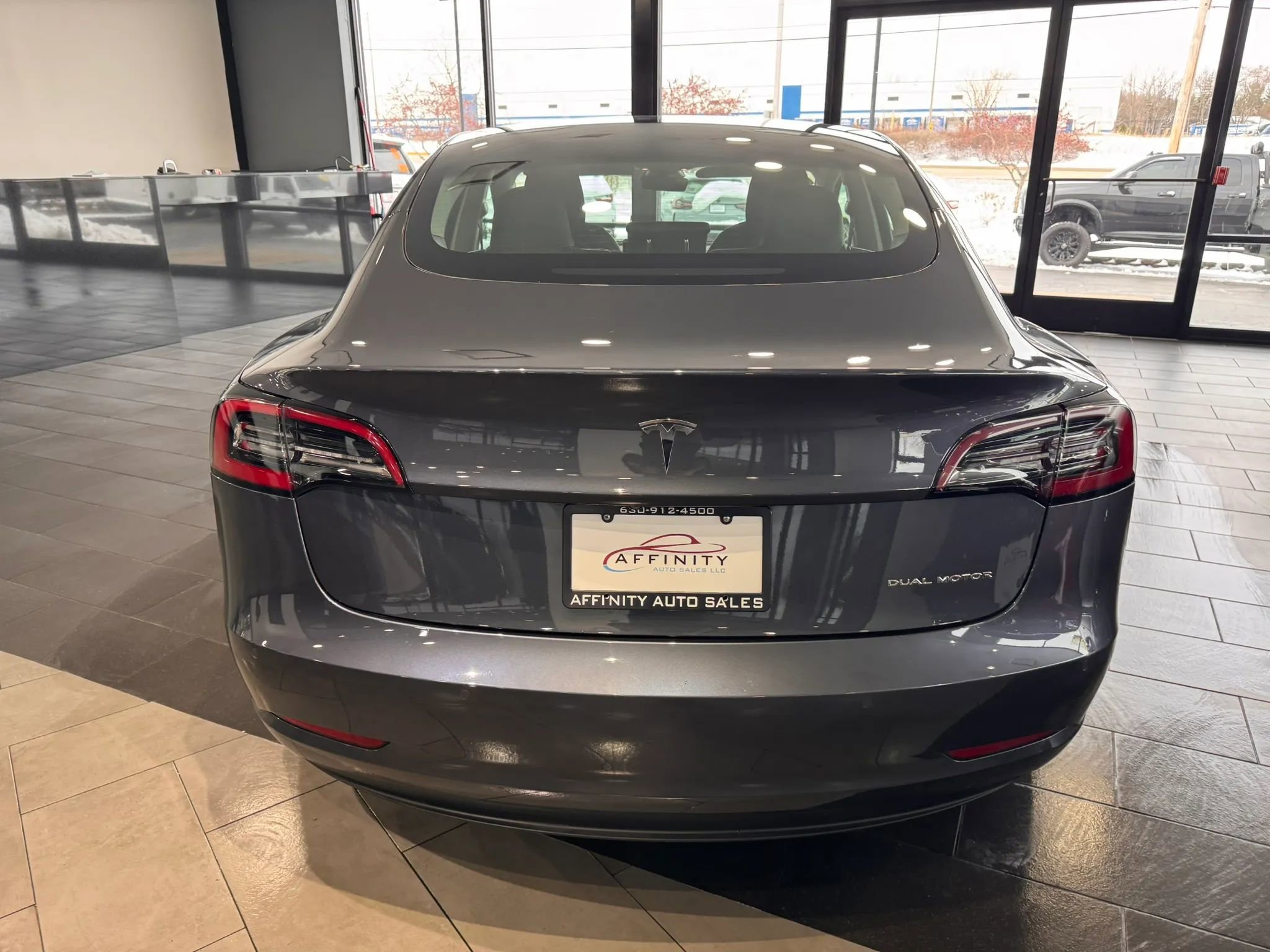 Used 2021 Tesla Model 3 Long Range image 4